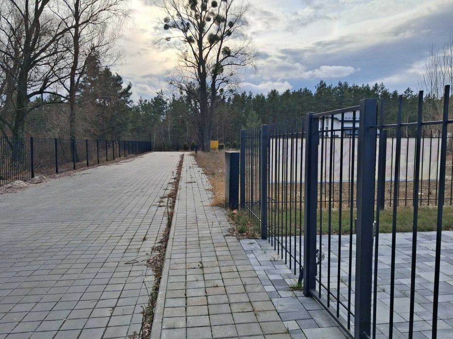Продаж будинку "Riviera Club".