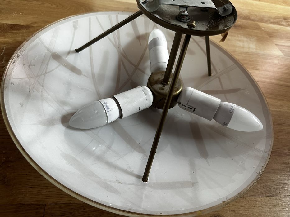 Lampa Wisząca z Żarówkami