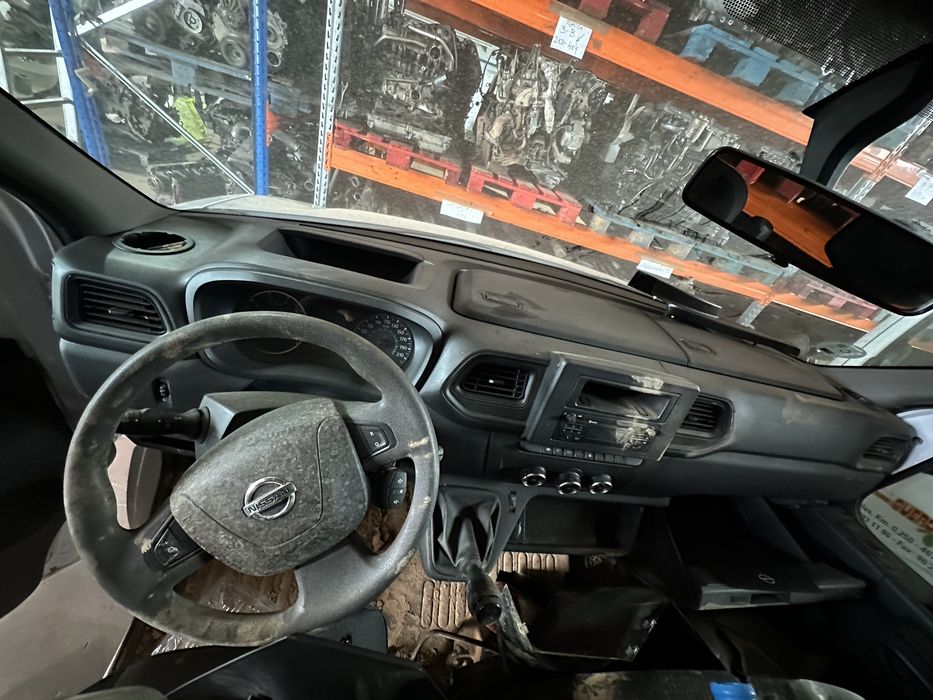 Cabine Nissan NV400 para peças