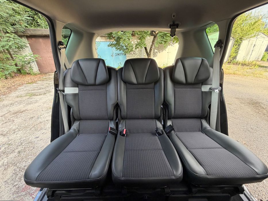 Renault Scenic рест  2013р.в  1.6 дизель в комплектації BOSE Edition!!!