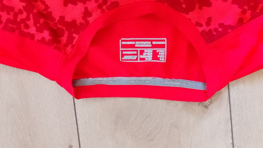 Футболка New Balance