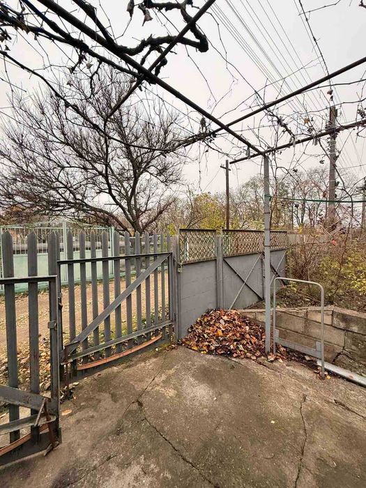 Продам дом с летней кухней в СОГ Западный.Классное место