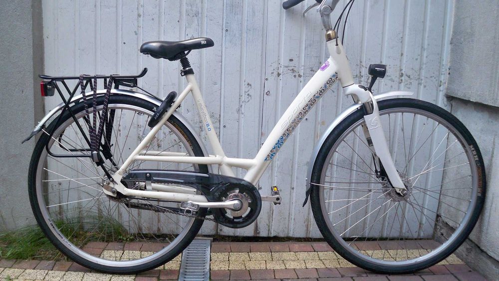 SPARTA Marathon 8.0 rama 53 cm. Aluminiowa  Nexus 8  Prądnica  miejski  koła 28