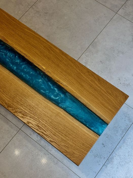 Stolik kawowy z litego drewna