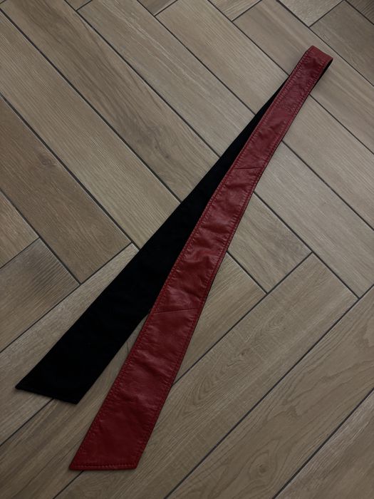 Czerwona skórzana kurtka z kapturem Venatto - Fashion Leather