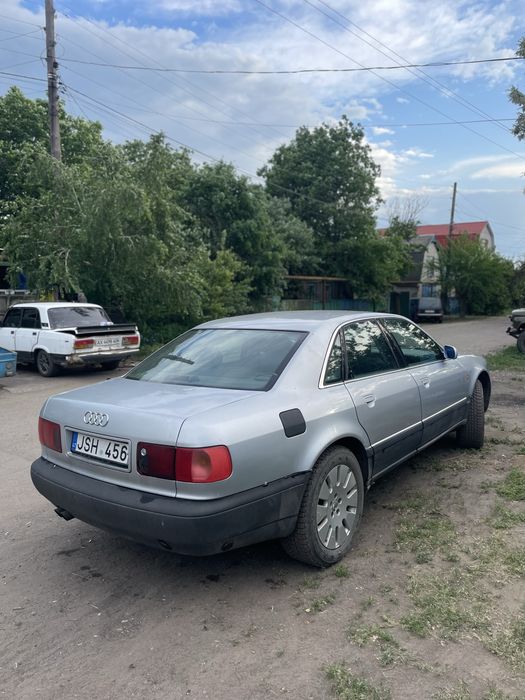 Audi A8 3.7 Quattro