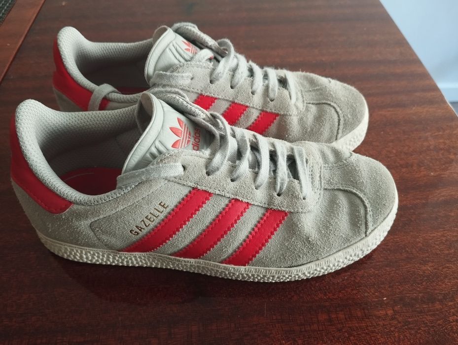 Adidas Gazelle tamanho 32