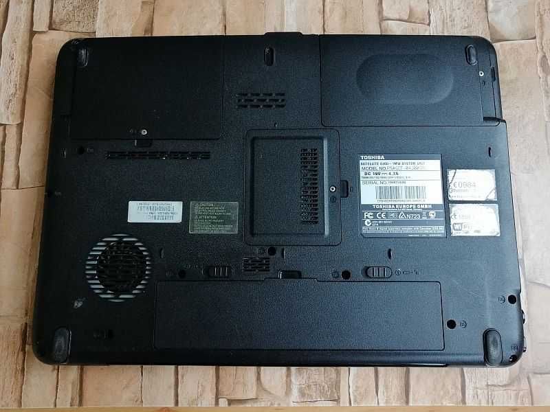 Laptop Toshiba Satellite A 300