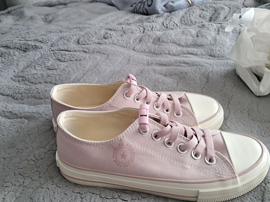 Trampki jak nowe