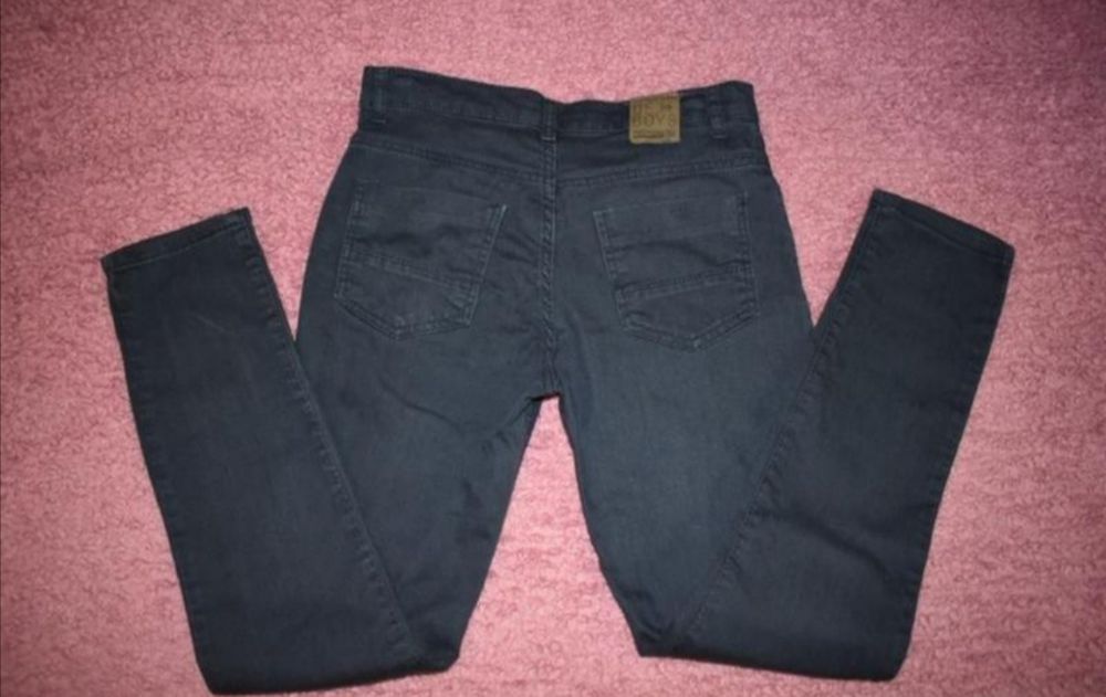 Брюки джинсы на 12-13 лет