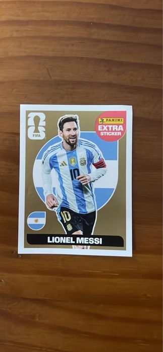 Cromo world cup Messi gold