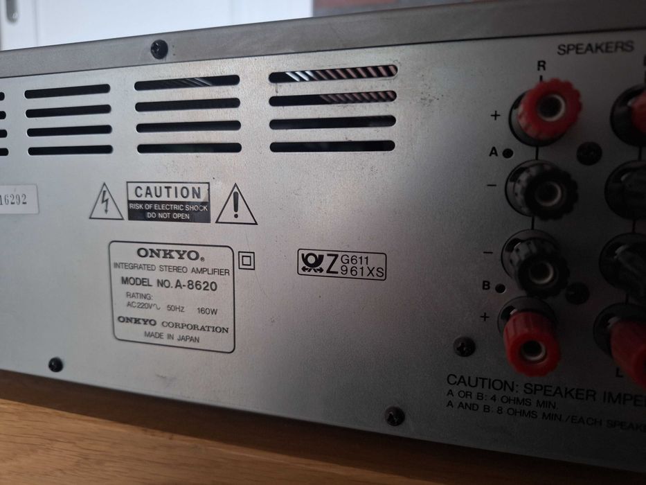 Wzmacniacz Onkyo A-8620
