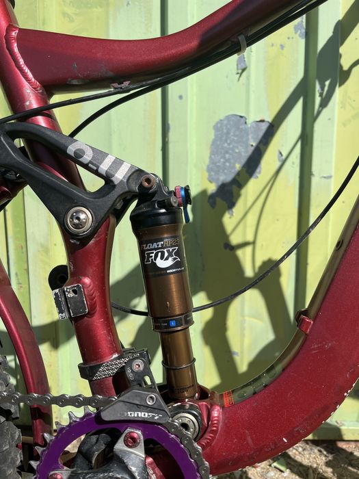 Bicicleta enduro Giant Reign 2012