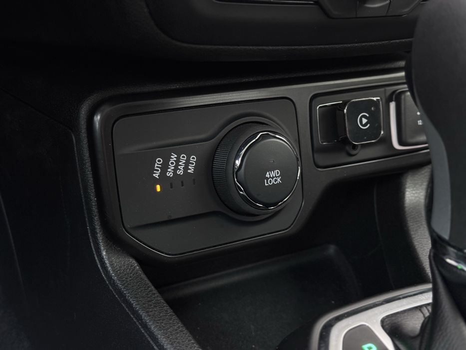 Jeep Renegade Altitude, 2023 року, 1.3 бензин, автомат, 4х4 , 27т.км.