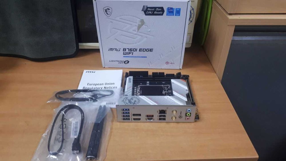 Материнська плата MSI MPG B760I EDGE WIFI