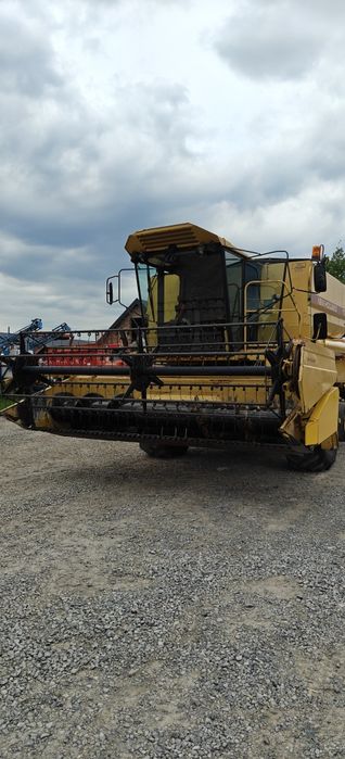 New Holland tx 32
