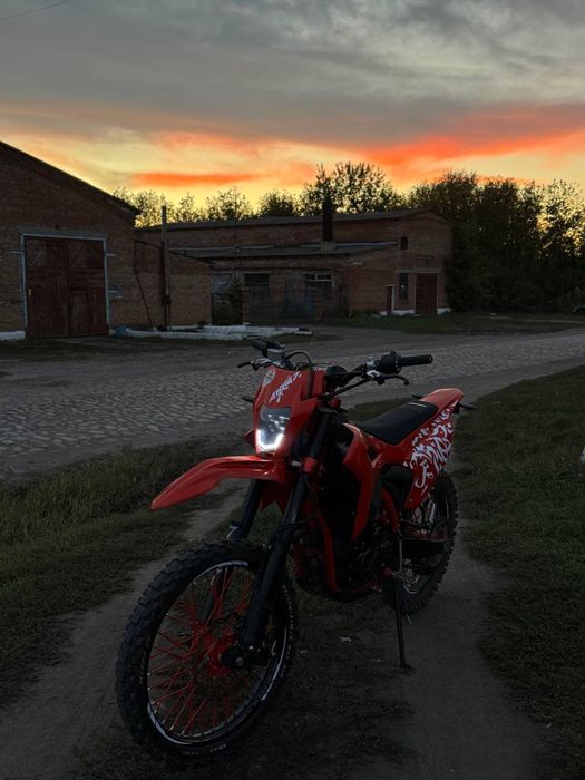 мотоцикл spark 300 p1