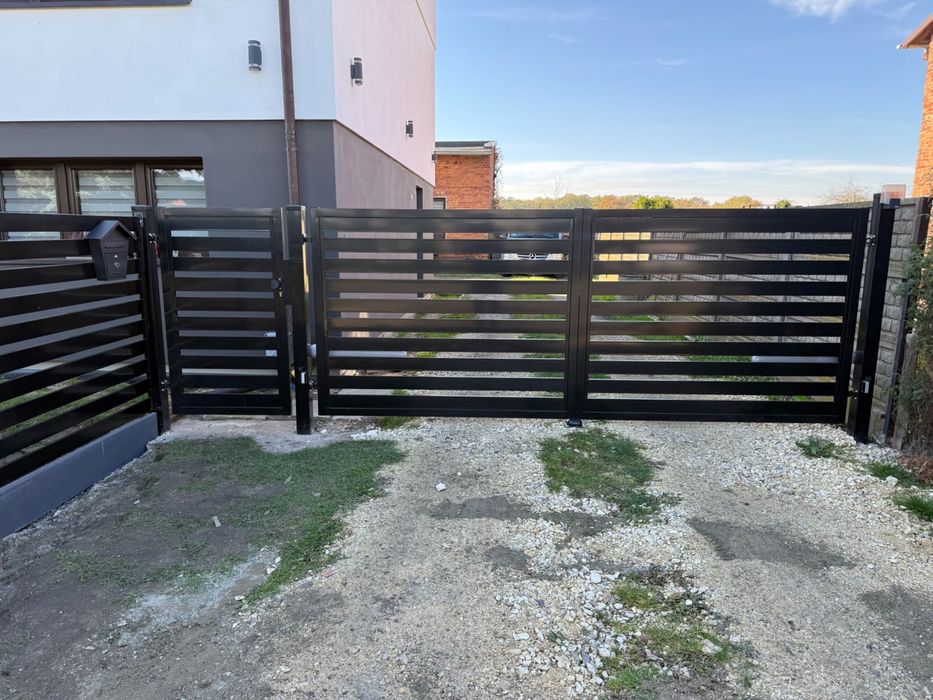 OGRODZENIE PALISADOWE  PALISADA montaż słupek ogrodzeniowy panelowe