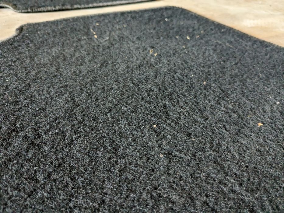 Килимки ворсові BMW F30