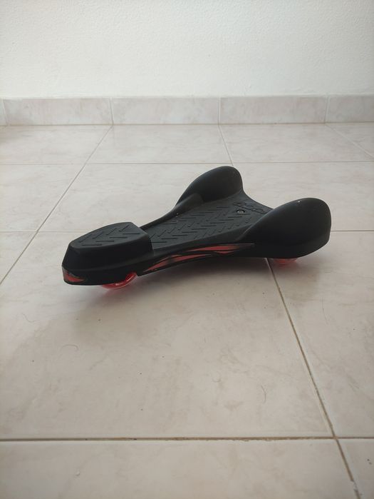 Skate 3 Rodas Preto