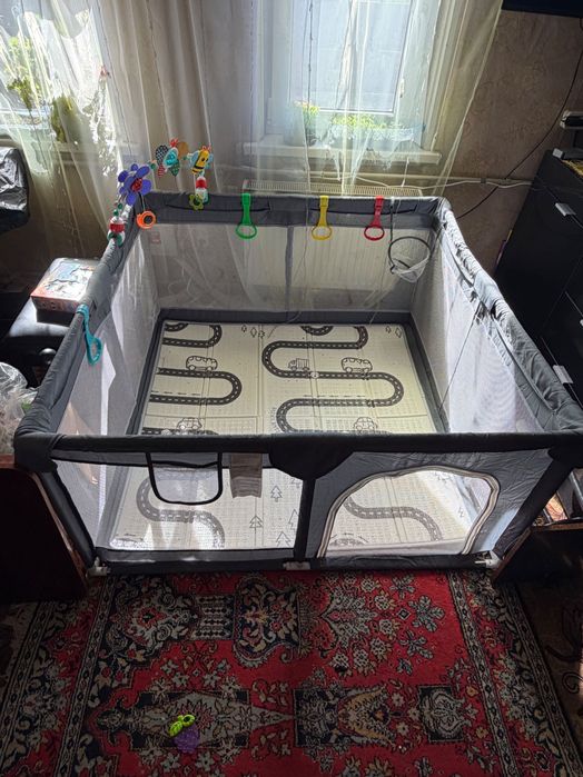 Манеж дитячий складний