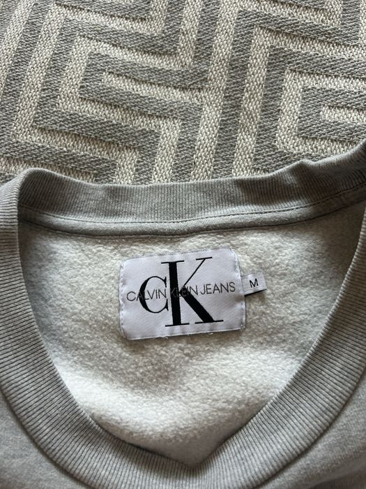 Дві кофтинки CalvinKlein