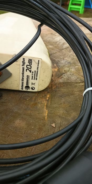 Router ZTE 286D na SIM + dwie anteny kierunkowe Singa Flex