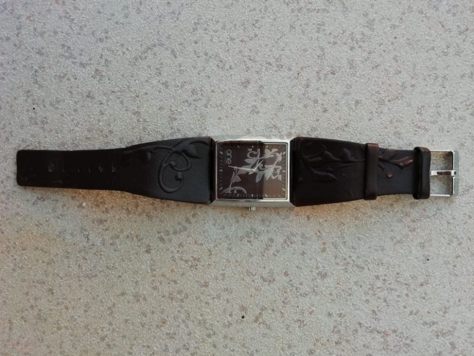 Relógio ONE - Senhora