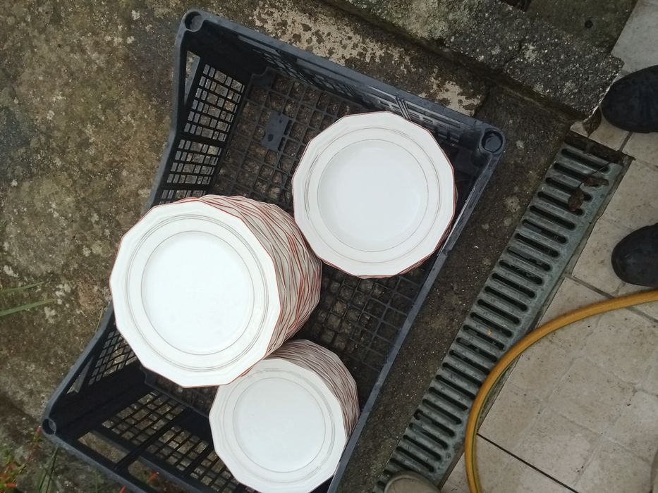 serviço vista alegre várias travessas ,