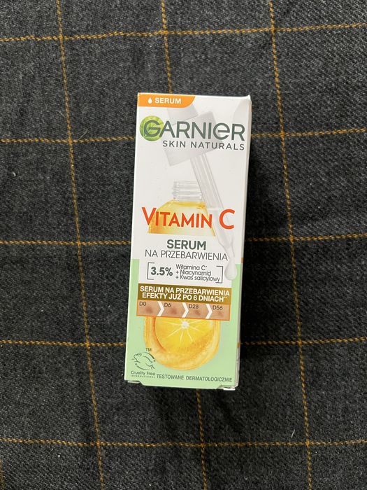 Garnier NOWE serum Vitamin C do twarzy na przebarwienia z witaminą C