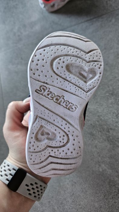 Осінні черевички Sketchers 22 розмір з підсвіткою