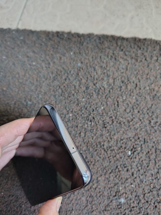 Samsung  s22 смартфон