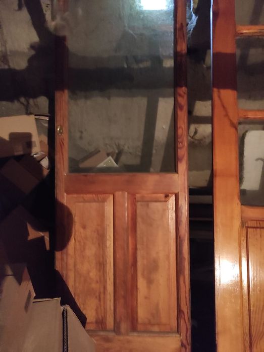 Деревянные двери