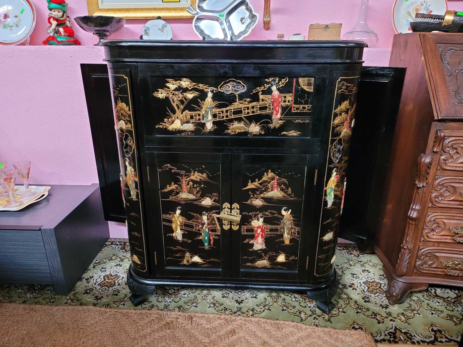 Fantástico móvel bar Oriental - óptimo estado
