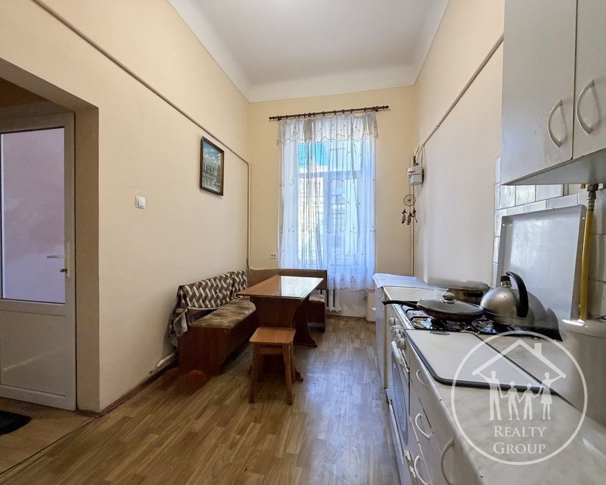 Продам 3к квартиру! Центр! Героїв Майдану-Коперника! Без комісії