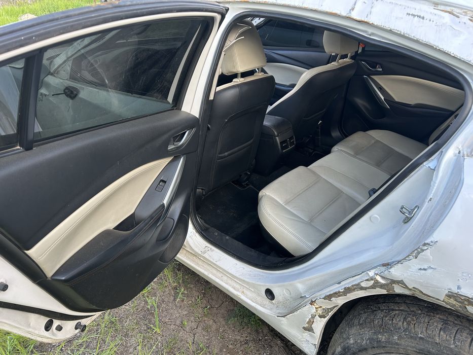 Продам  Mazda 6 2.5