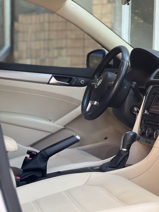 Продам Volkswagen Passat 2014
