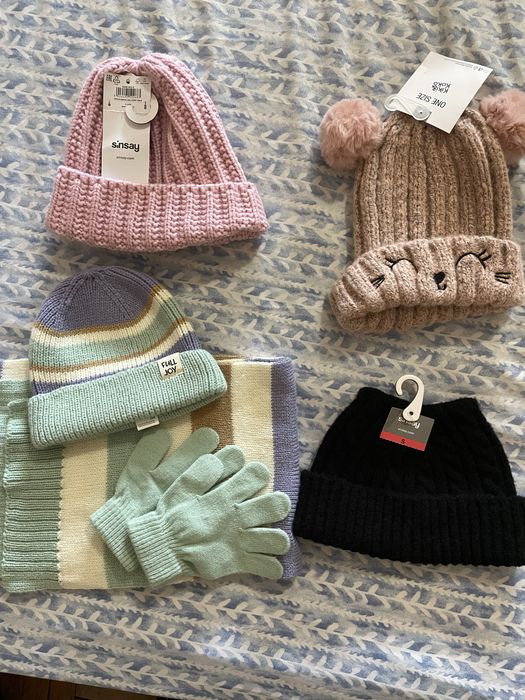 Шапка дитяча для дівчинки 2-3 р