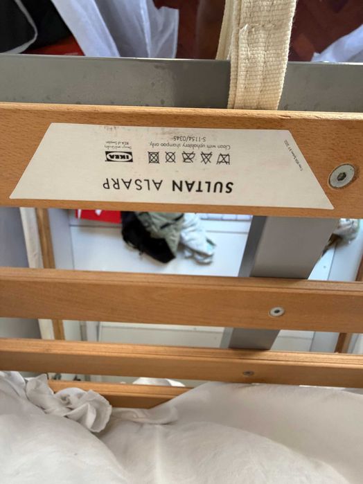Cama Sommier Rebatível IKEA + Colchão (Muita Arrumação)