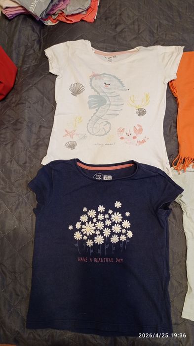 8 t-shirt dla dziewczynki r 116