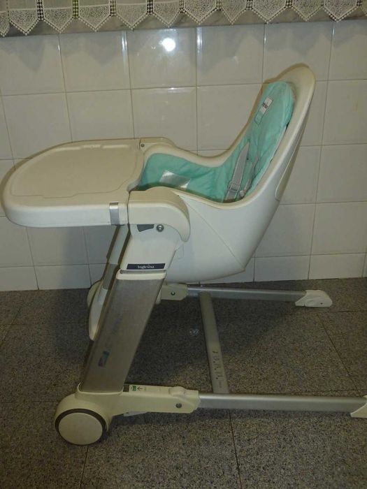 Inglesina Cadeira alta da papa (dos 6 meses até aos 15 kg)