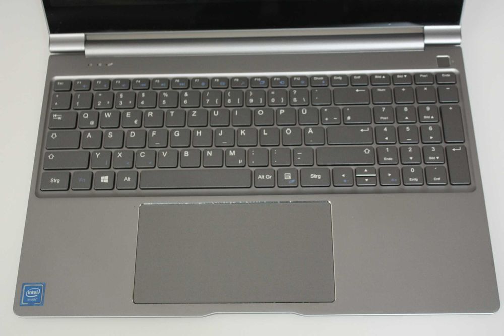 TREKSTOR Primebook P15 Pentium N4200, 8GB RAM, 256GB SSD