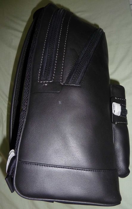 Mochila nova em pele COACH - SALDO
