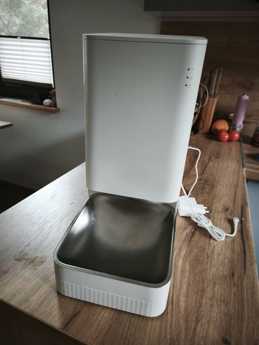 Podajnik karmy Xiaomi