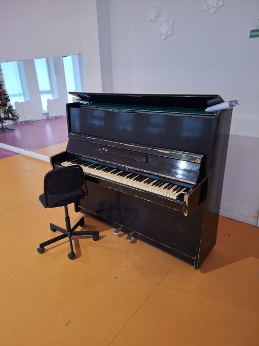 Віттам піаніно БЕЗКОШТОВНО