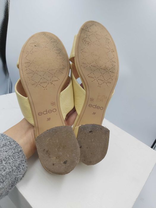 Buty klapki zamszowe edeo cytrynowe skorzane rozmiar 38 żółte