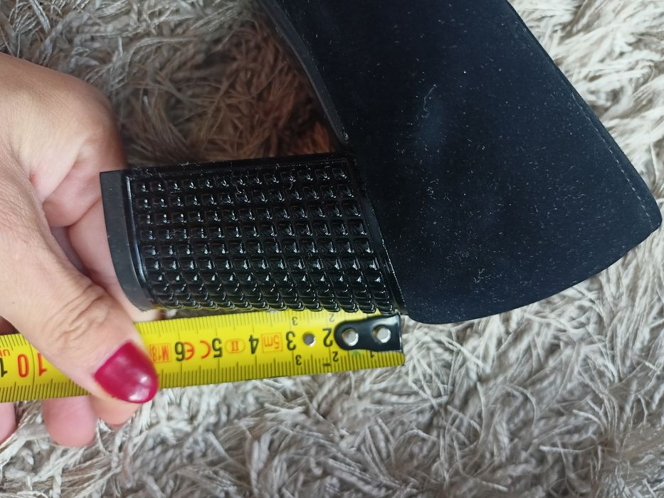 Eleganckie buty damskie na słupku 38