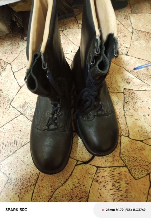 Берци нові оригінал шкіра