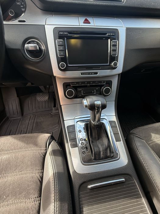 Volkswagen passat cc 2010 року