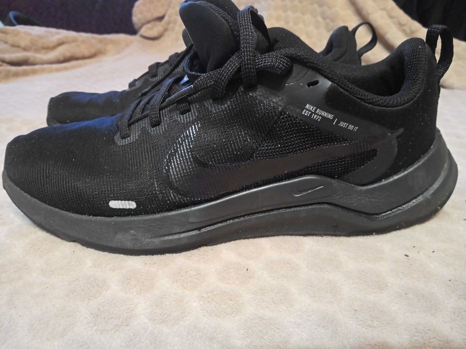 Buty męskie Nike 41 Downshifter 12, czarne